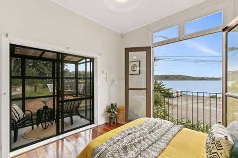 Photo of property in 82 Evans Bay Parade, Roseneath, Wellington, 6021