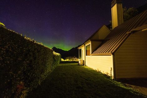 Photo of property in 18 Williams Street, Sunshine Bay, Queenstown, 9300