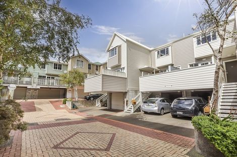 Photo of property in 33 Little George Street, Thorndon, Wellington, 6011