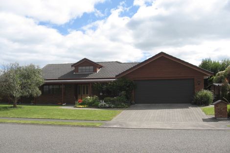 Photo of property in 4 Holdsworth Drive, Otamatea, Whanganui, 4500