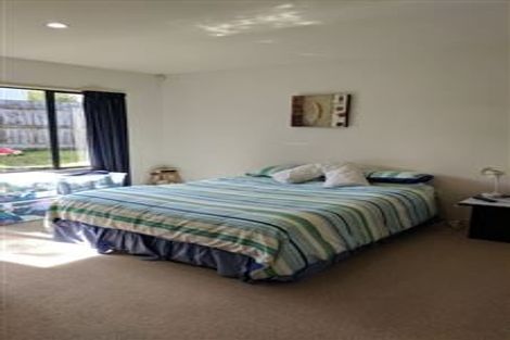 Photo of property in 140 Upper Harbour Drive, Greenhithe, Auckland, 0632