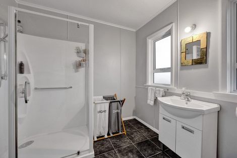 Photo of property in 26 Tawhiti Road, Hawera, 4610