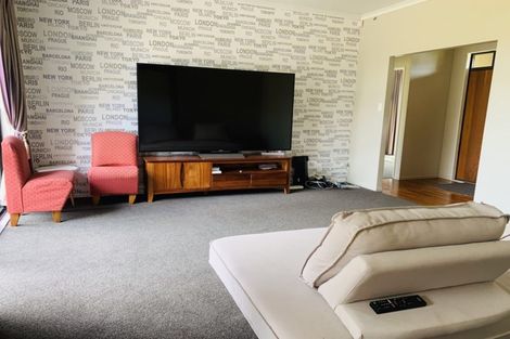 Photo of property in 26 Pitoitoi Avenue, Greenhithe, Auckland, 0632