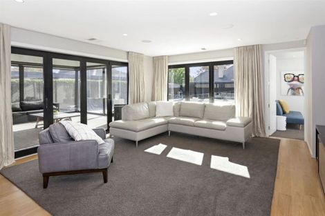 Photo of property in 10 Penhelig Place, Burnside, Christchurch, 8053