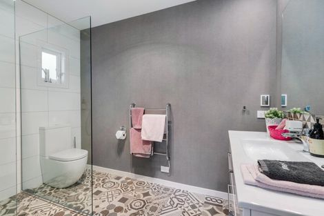 Photo of property in 10 Suffolk Street, Arrowtown, 9302