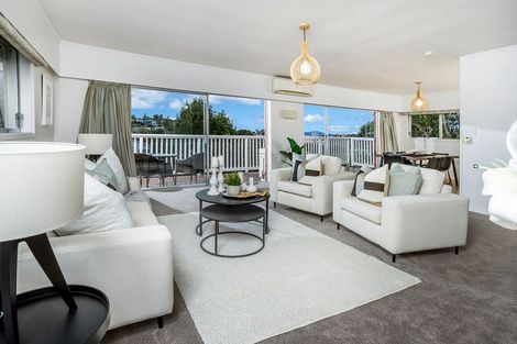 Photo of property in 12 Gretel Place, Hillcrest, Auckland, 0627