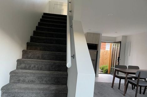 Photo of property in 2/102 Millbrook Road, Sunnyvale, Auckland, 0612