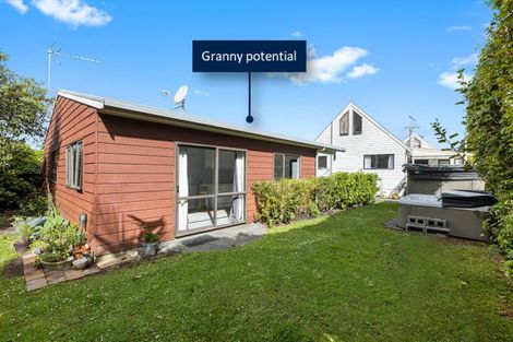 Photo of property in 91 Riverside Road, Orewa, 0931