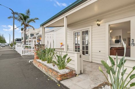 Photo of property in 45 Hardinge Road, Ahuriri, Napier, 4110