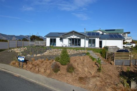 Photo of property in 13 Monarch Drive, Robinsons Bay, Akaroa, 7581