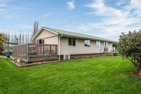 Photo of property in 68 Walters Road, Marshland, Christchurch, 8051