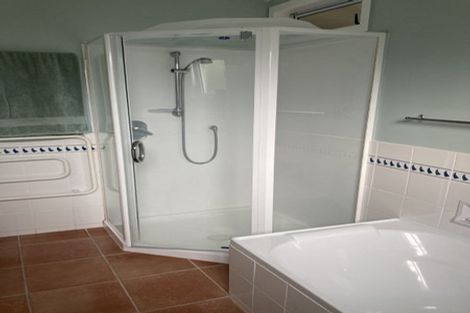 Photo of property in 12e City View Grove, Harbour View, Lower Hutt, 5010