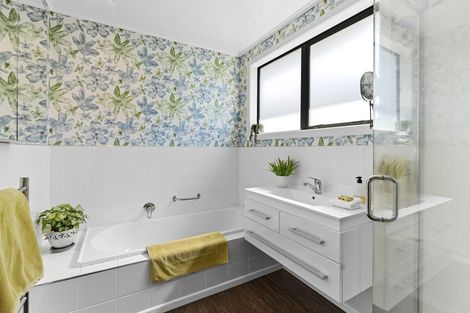 Photo of property in 13a Woodleigh Street, Frankleigh Park, New Plymouth, 4310