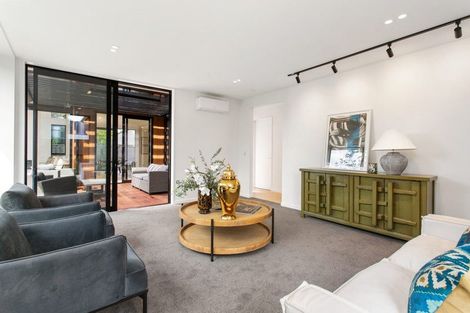 Photo of property in 48 Puriri Street, Riccarton, Christchurch, 8041