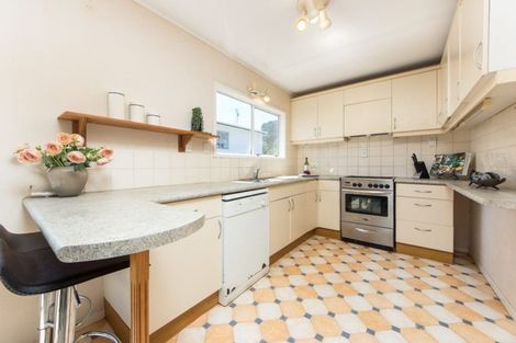 Photo of property in 1/23 Mahara Avenue, Birkenhead, Auckland, 0626