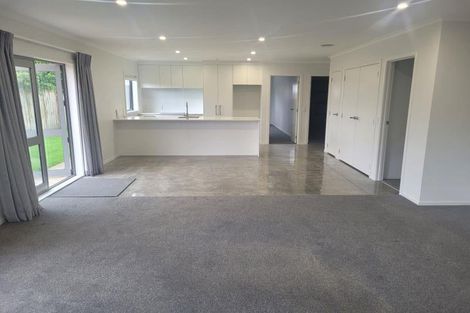 Photo of property in 30a Wrantage Street, Westown, New Plymouth, 4310