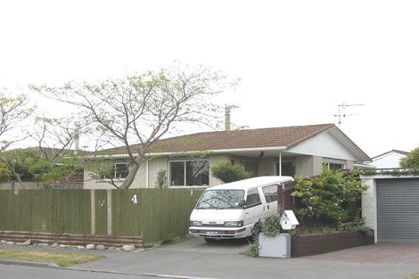 Photo of property in 4 Ashwood Street, Parklands, Christchurch, 8083