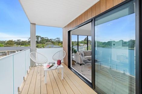 Photo of property in 1/25 Griffen Park Road, Mount Roskill, Auckland, 1041