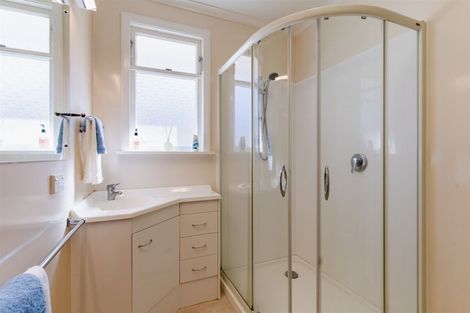 Photo of property in 138 Easther Crescent, Kew, Dunedin, 9012