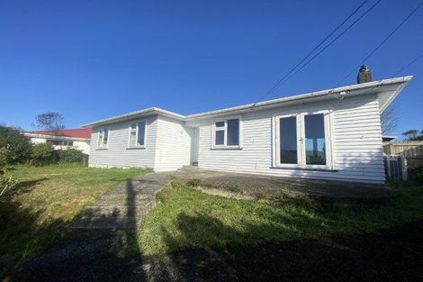 Photo of property in 68 Glanmire Road, Newlands, Wellington, 6037