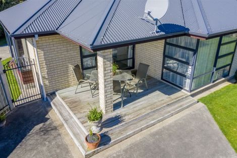 Photo of property in 12 Corfe Castle Lane, Levin, 5510