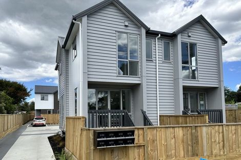 Photo of property in 8/51 Wharf Road, Te Atatu Peninsula, Auckland, 0610