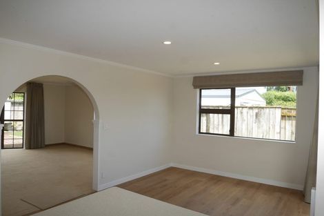 Photo of property in 63a Ngaio Road, Waikanae, 5036