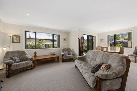 Photo of property in 3b Oxford Crescent, Ebdentown, Upper Hutt, 5018