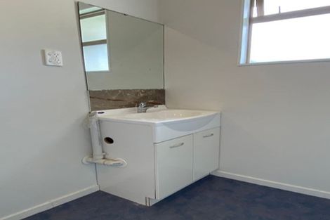 Photo of property in 17 Meteor Place, Schnapper Rock, Auckland, 0632