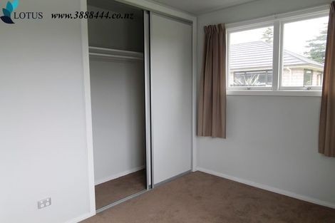 Photo of property in 39 Prestons Road, Redwood, Christchurch, 8051