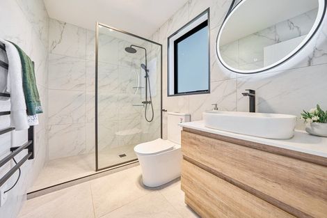 Photo of property in 2a Marina Road, Torbay, Auckland, 0630