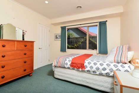 Photo of property in 76 Cairns Crescent, Rototuna, Hamilton, 3210
