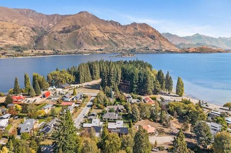 Photo of property in 1/61 Eely Point Road, Wanaka, 9305