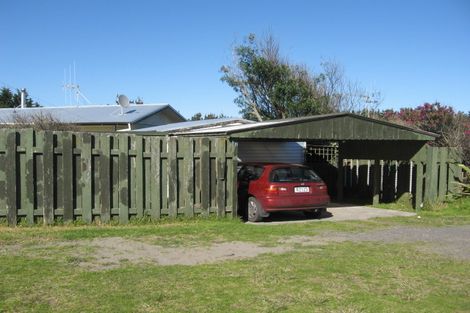 Photo of property in 82 Himatangi Street, Himatangi Beach, Foxton, 4891