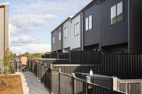 Photo of property in 4b Scott Road, Stanmore Bay, Whangaparaoa, 0932