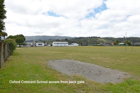 Photo of property in 29 Oxford Crescent, Ebdentown, Upper Hutt, 5018
