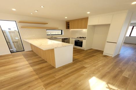 Photo of property in 76c Chartwell Avenue, Glenfield, Auckland, 0629