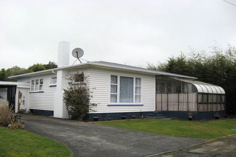 Photo of property in 1 Penny Place, Levin, 5510