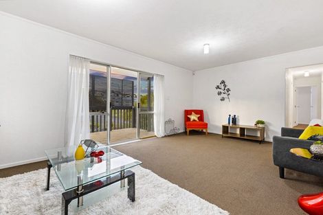 Photo of property in 24 Garton Drive, Massey, Auckland, 0614