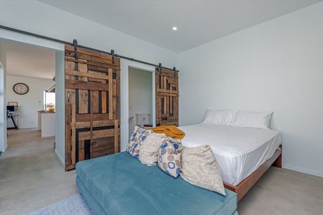 Photo of property in 858d Rangiotu Road, Rangiotu, Palmerston North, 4477