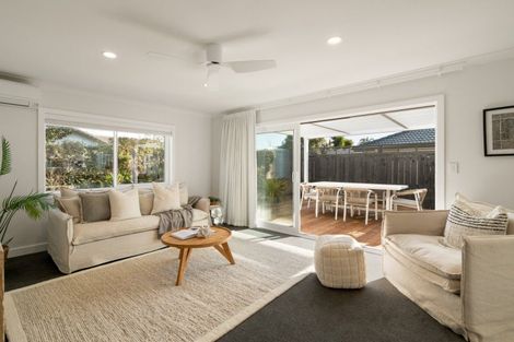 Photo of property in 77 Kahira Crescent, Papamoa Beach, Papamoa, 3118