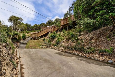 Photo of property in 16 Voltaire Street, Karori, Wellington, 6012