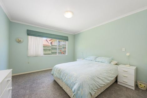 Photo of property in 17 Summerfield Lane, Albany, Auckland, 0632