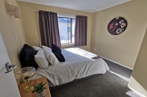 Photo of property in 74 Wainuiomata Road, Wainuiomata, Lower Hutt, 5014