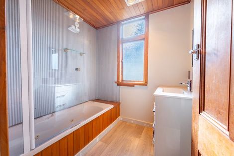 Photo of property in 35 Raymond Street, West End, Timaru, 7910
