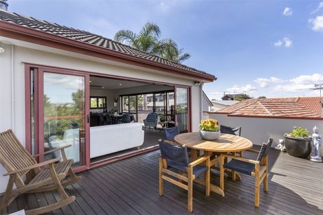 Photo of property in 43 Cockle Bay Road, Cockle Bay, Auckland, 2014