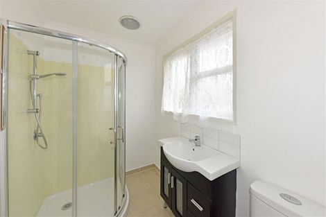 Photo of property in 9 Lyall Place, Bryndwr, Christchurch, 8053