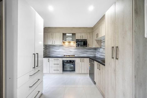 Photo of property in 145 Wordsworth Road, Manurewa, Auckland, 2102