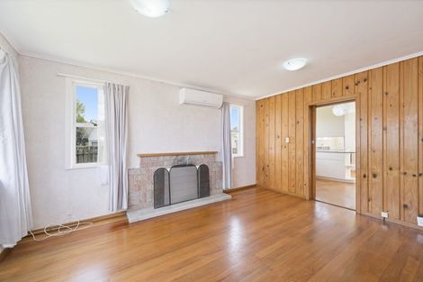 Photo of property in 41 St Leonards Road, Kelston, Auckland, 0602