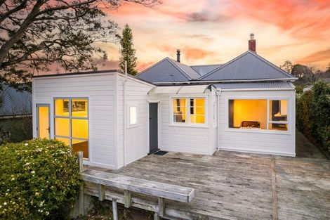 Photo of property in 48 Cannington Road, Maori Hill, Dunedin, 9010